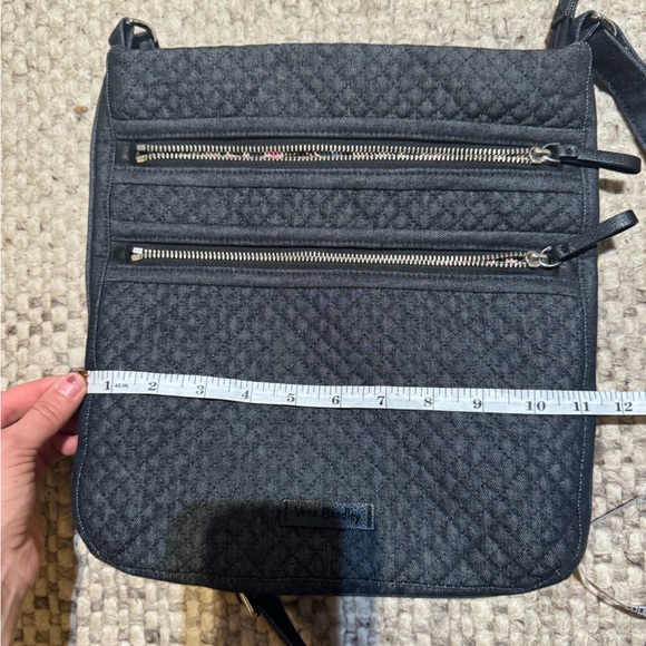 Vera Bradley Crossbody - Picture 6 of 9